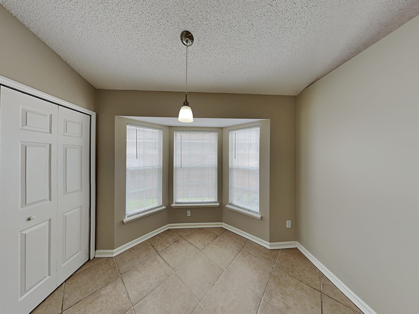 4549 Cobblefield Cir E, Jacksonville photo 7