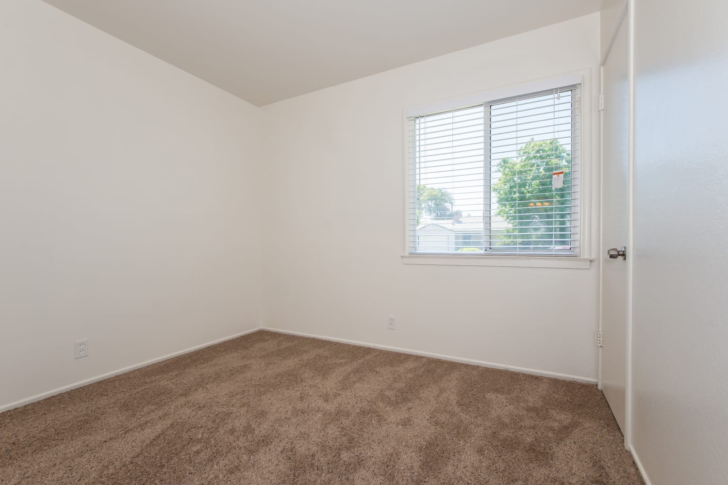 4553 Goya Pkwy, Sacramento photo 14