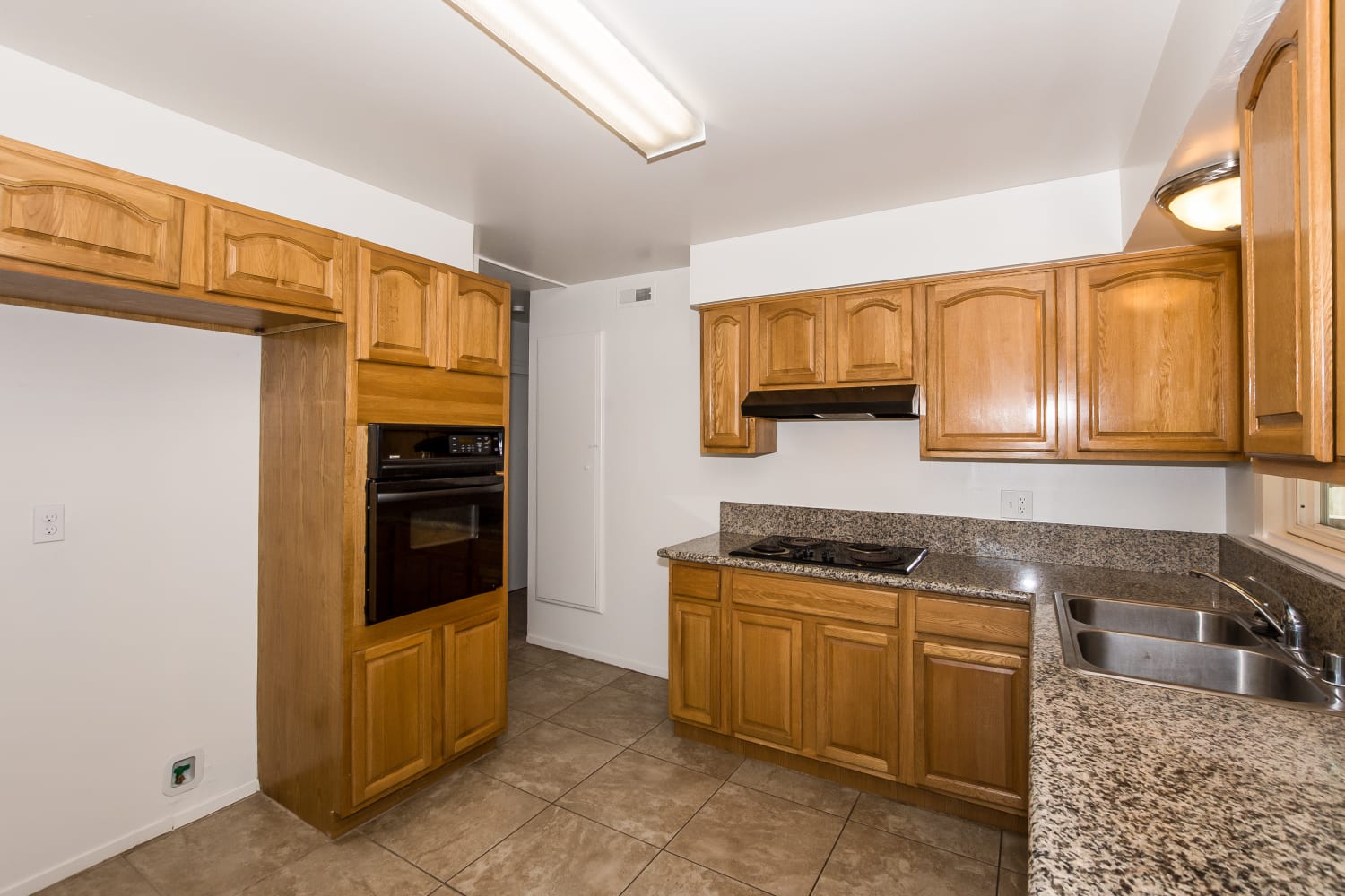 4553 Goya Pkwy, Sacramento photo 8