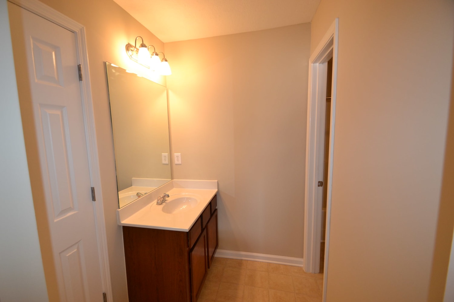 4579 Chafin Point Ct, Snellville photo 11