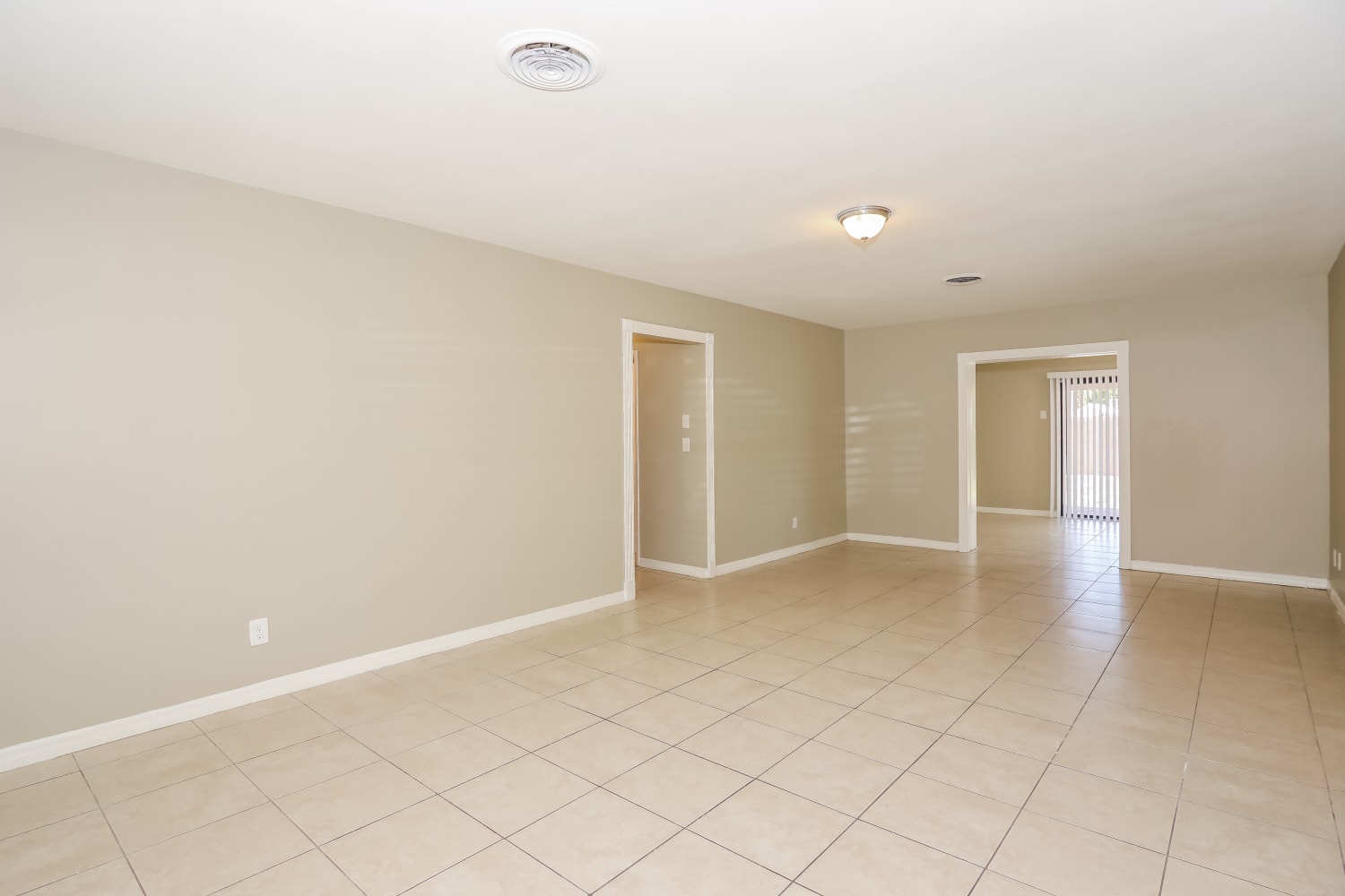 458 NE 38th St, Boca Raton photo 4