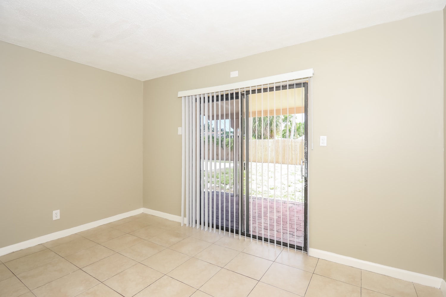 458 NE 38th St, Boca Raton photo 7