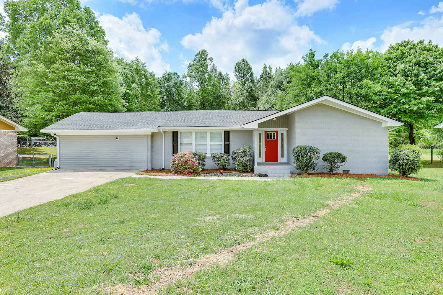 4591 Lindsey Dr, Powder Springs photo 1