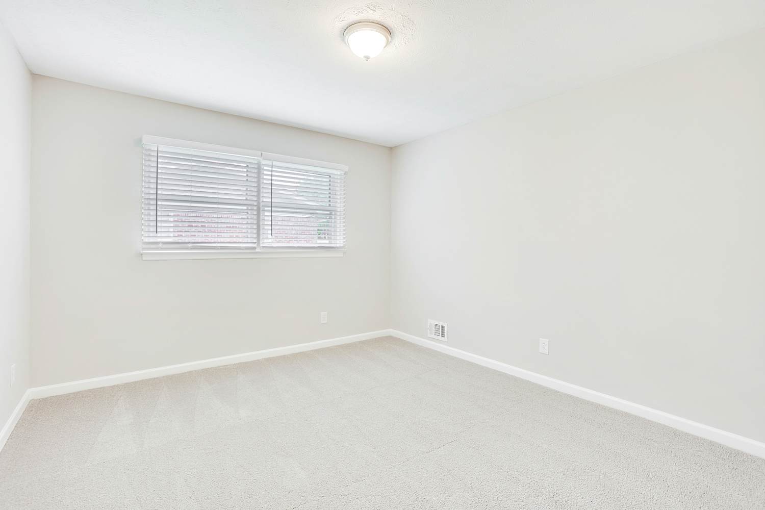 4591 Lindsey Dr, Powder Springs photo 15