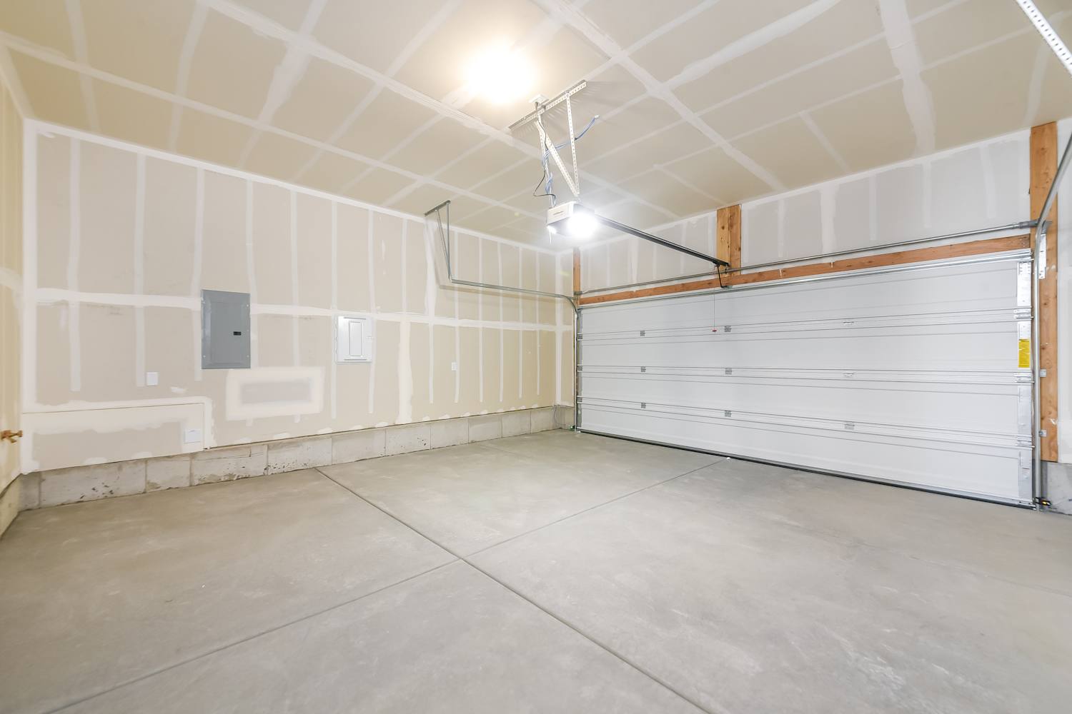 46 N Riverside Dr, Saratoga Springs photo 15