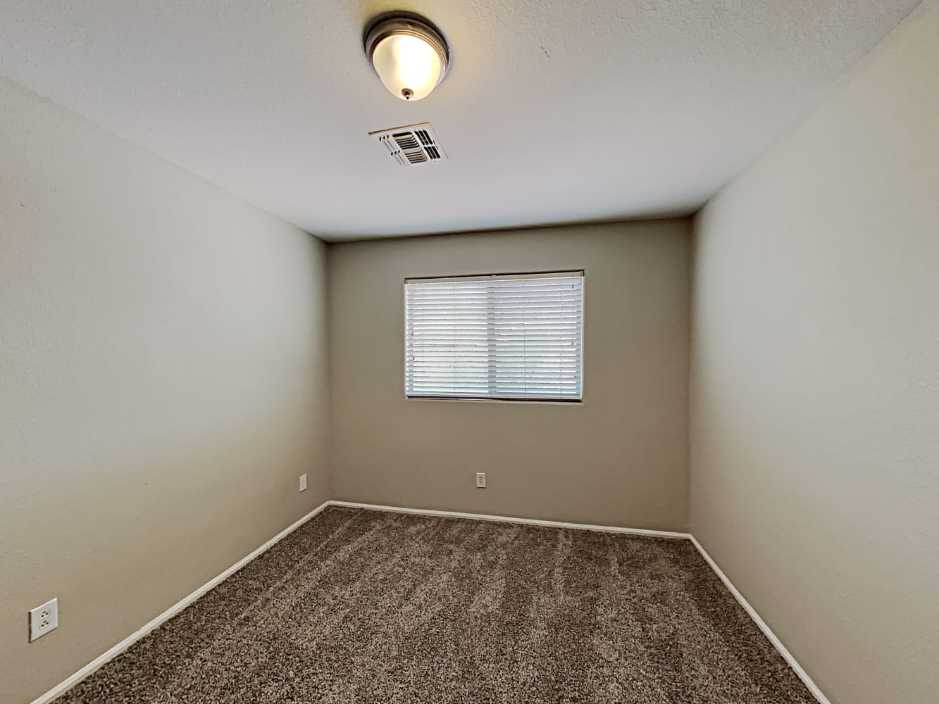 4614 W Valencia Dr, Laveen photo 13