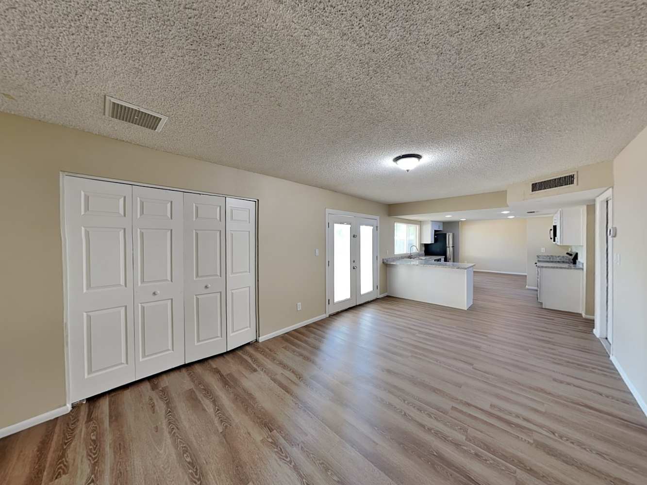 4621 W Carol Ave, Glendale photo 6