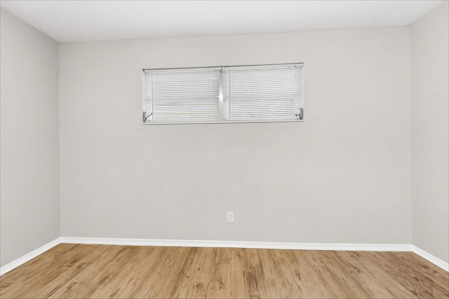 4633 Waverly Ln, Jacksonville photo 11