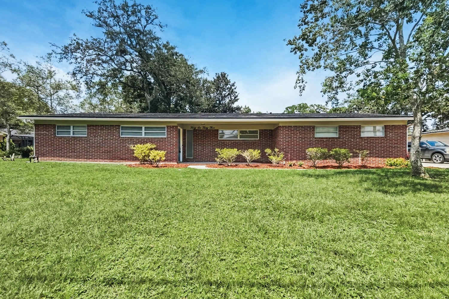 4633 Waverly Ln, Jacksonville photo 1