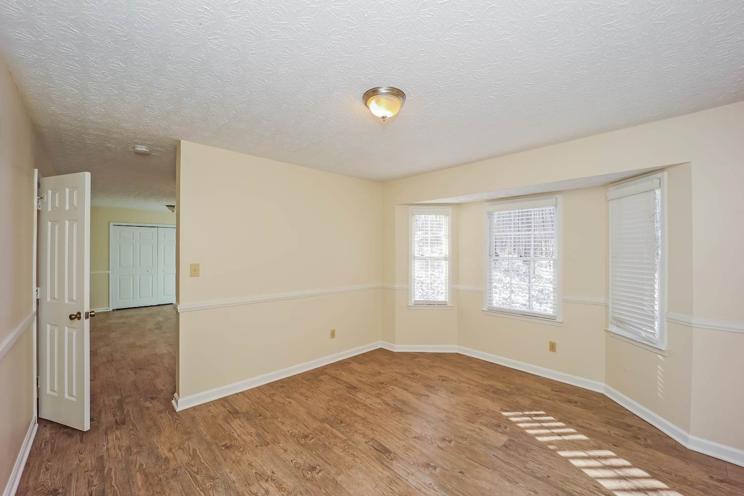 465 Benjamin Cir, Fayetteville photo 4