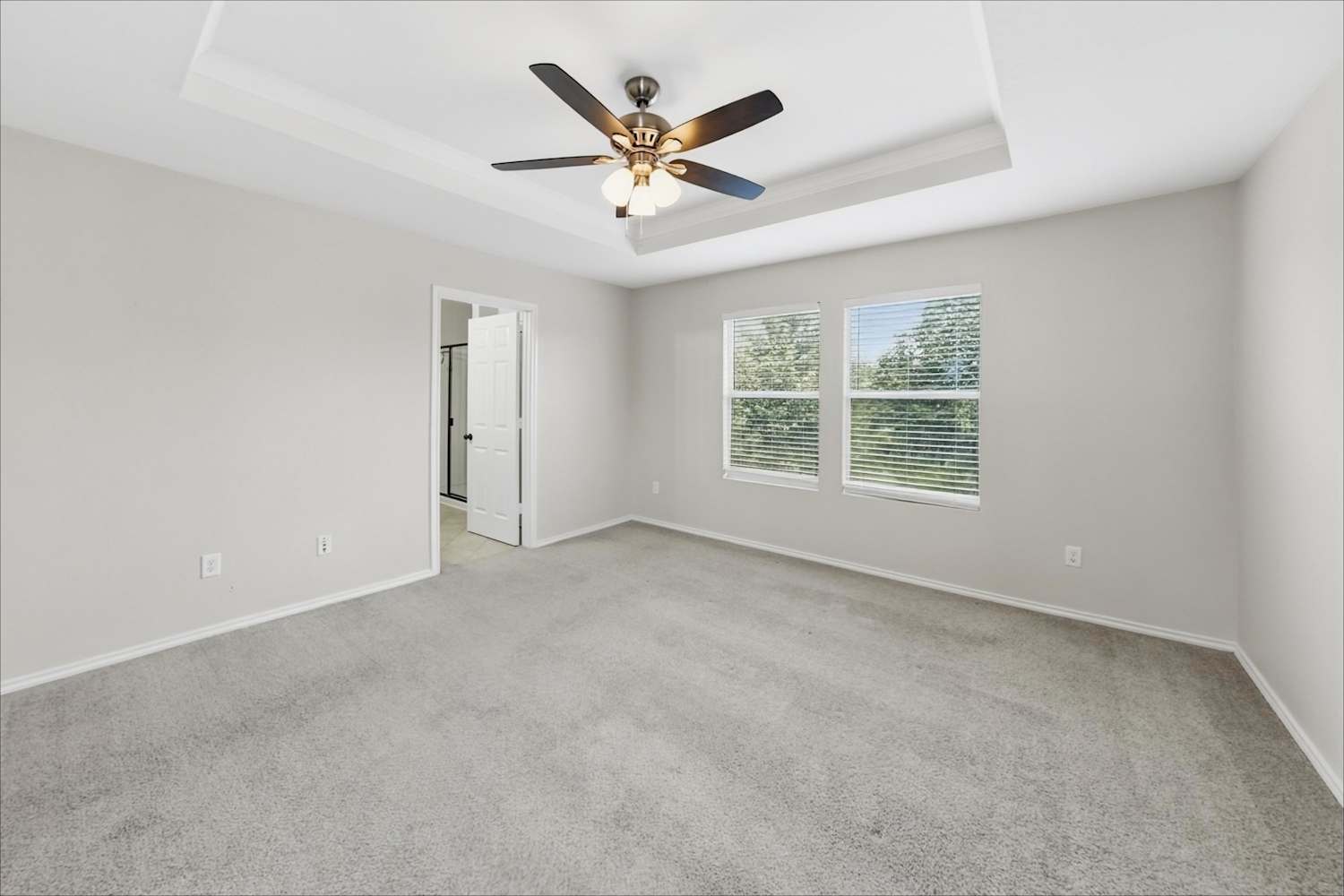 467 Walnut Crst, Schertz photo 9