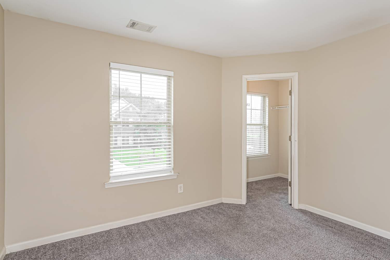 469 Village Broad St, Dacula photo 14