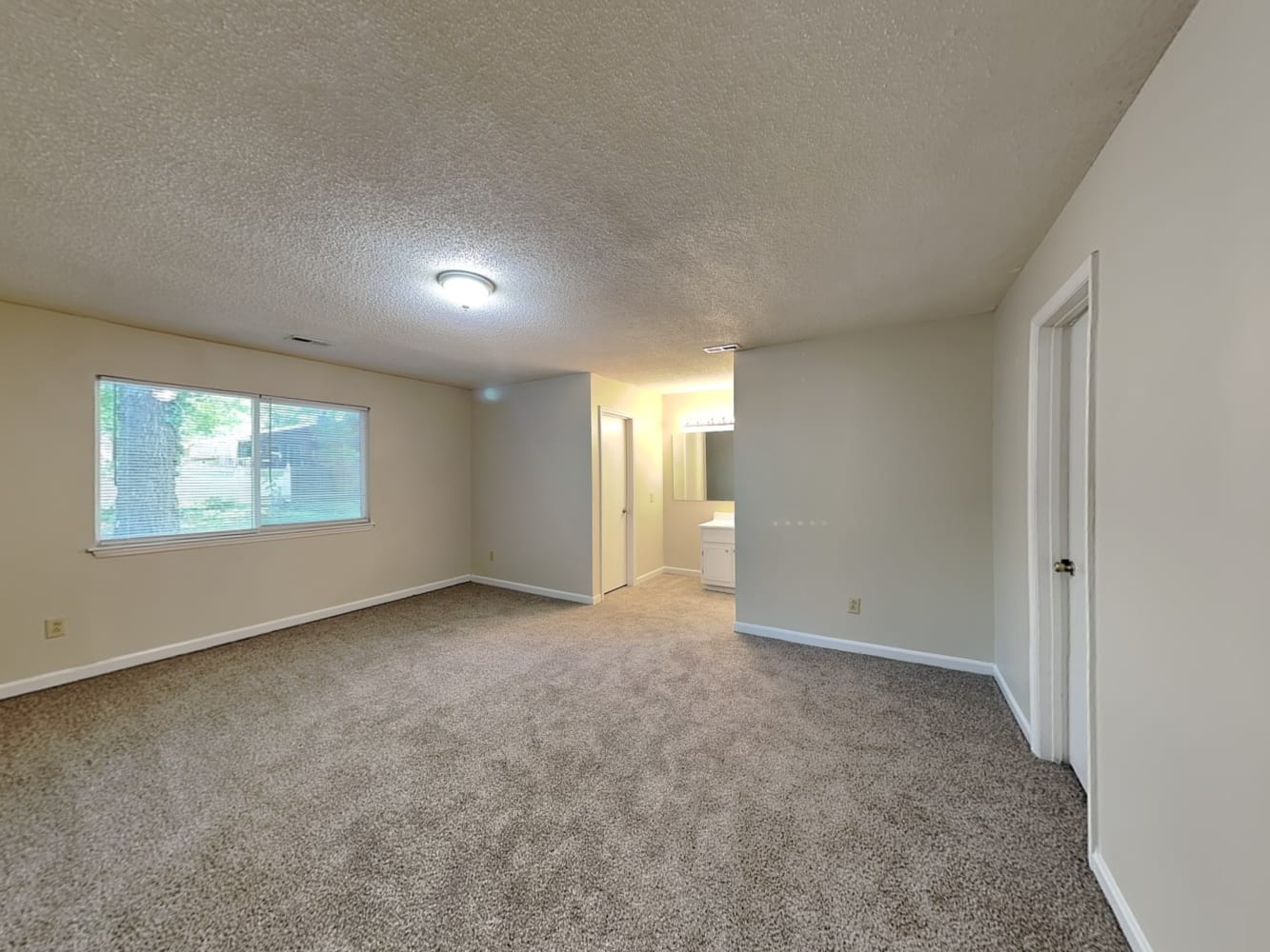 4700 Cricklewood Ln, Charlotte photo 9