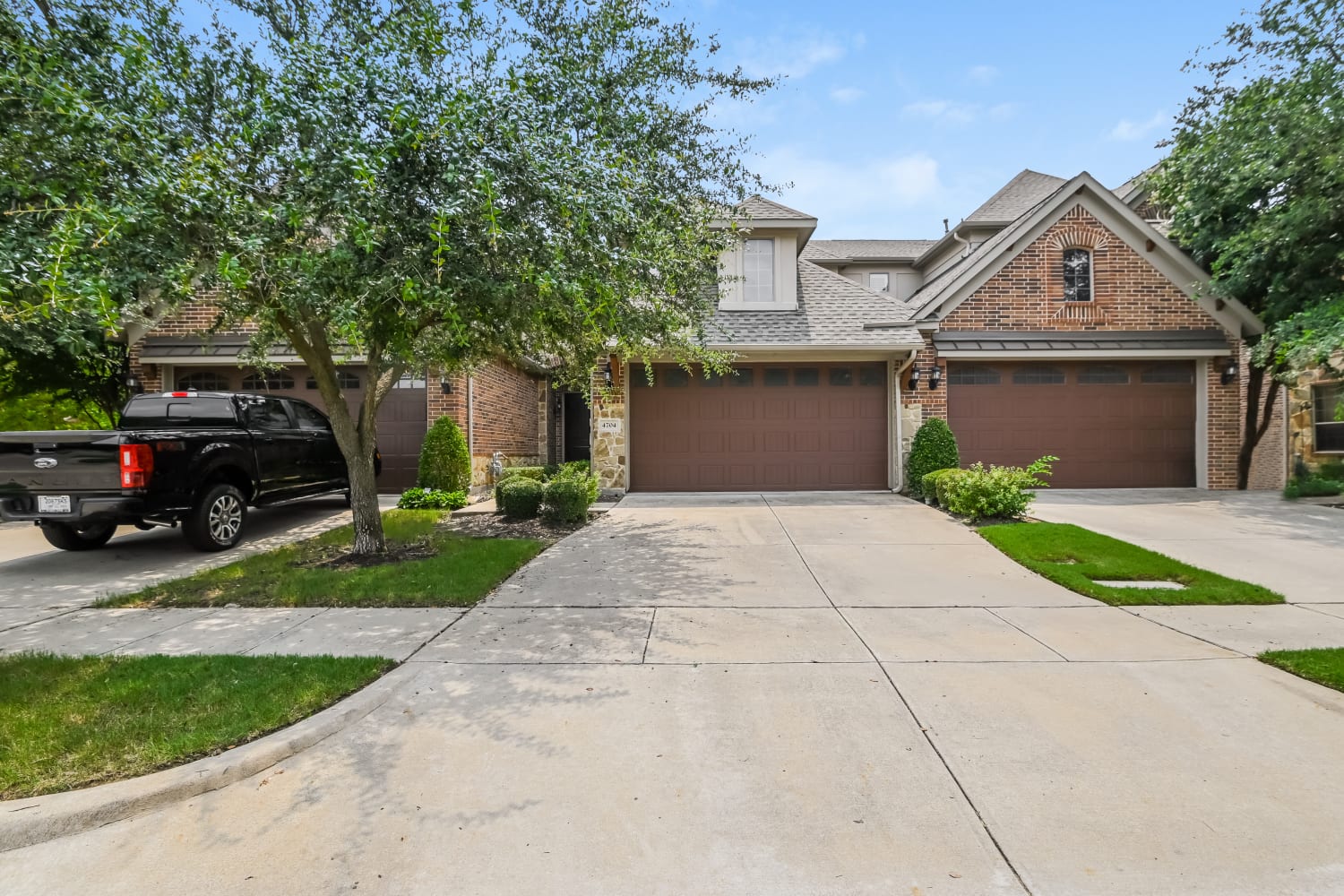 Front of 4704 Durham Dr, Plano, TX
