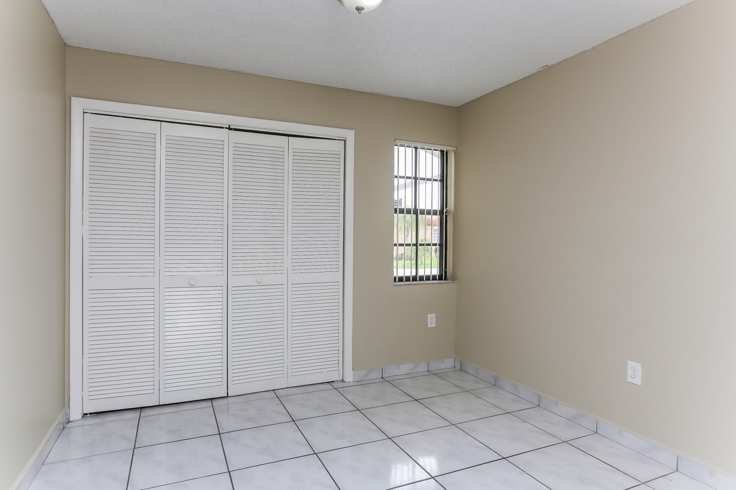 4705 SW 143rd Ave, Miami photo 11