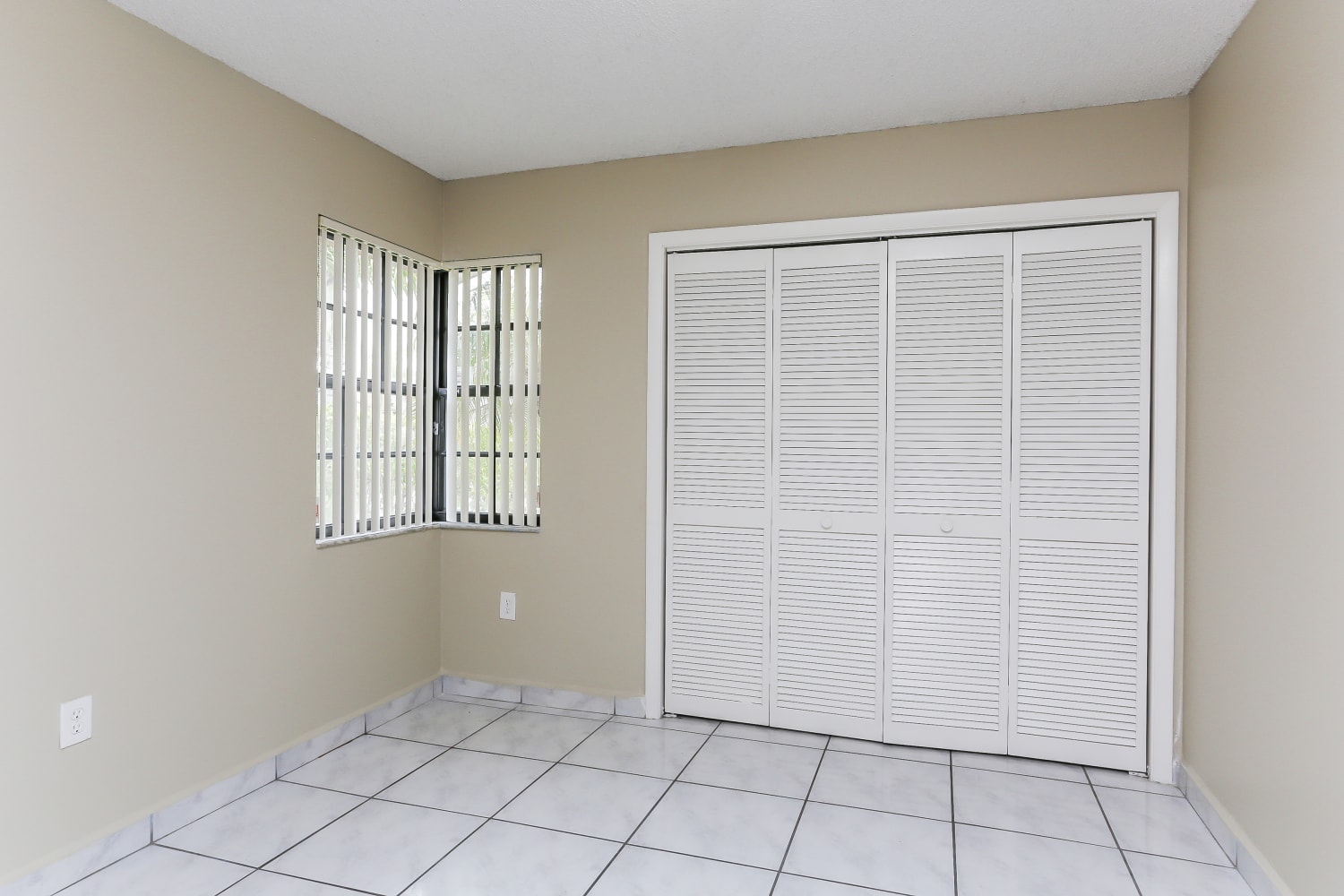 4705 SW 143rd Ave, Miami photo 15