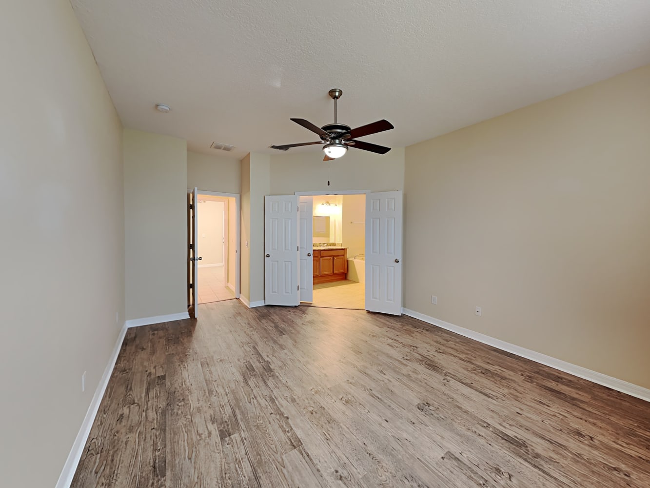4720 Cypress River Rd, Saint Cloud photo 12