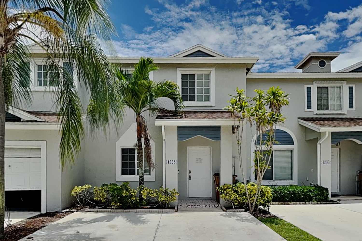 Front of 4728 SW 13th Pl, Deerfield Beach, FL
