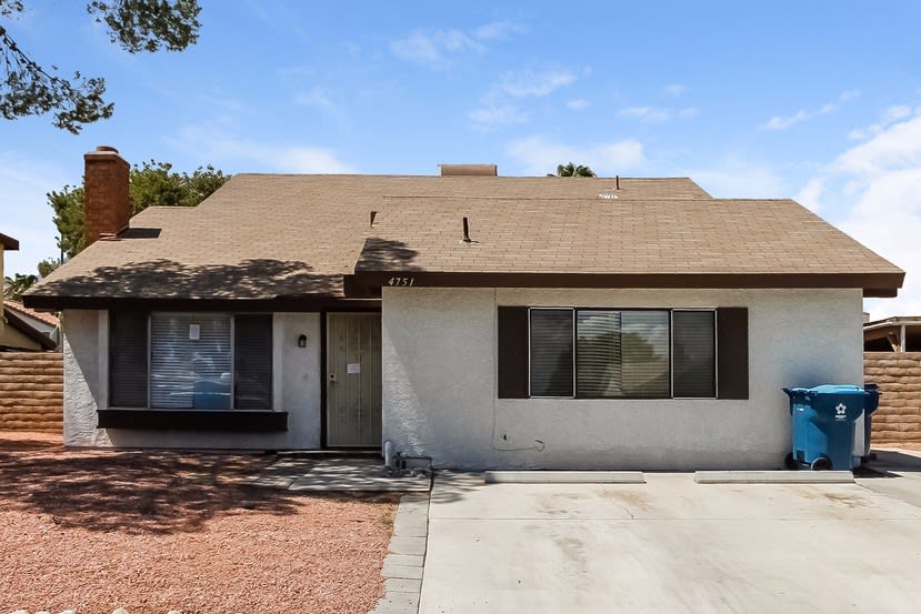 Front of 4751 Castle Rock Ct, Las Vegas, NV