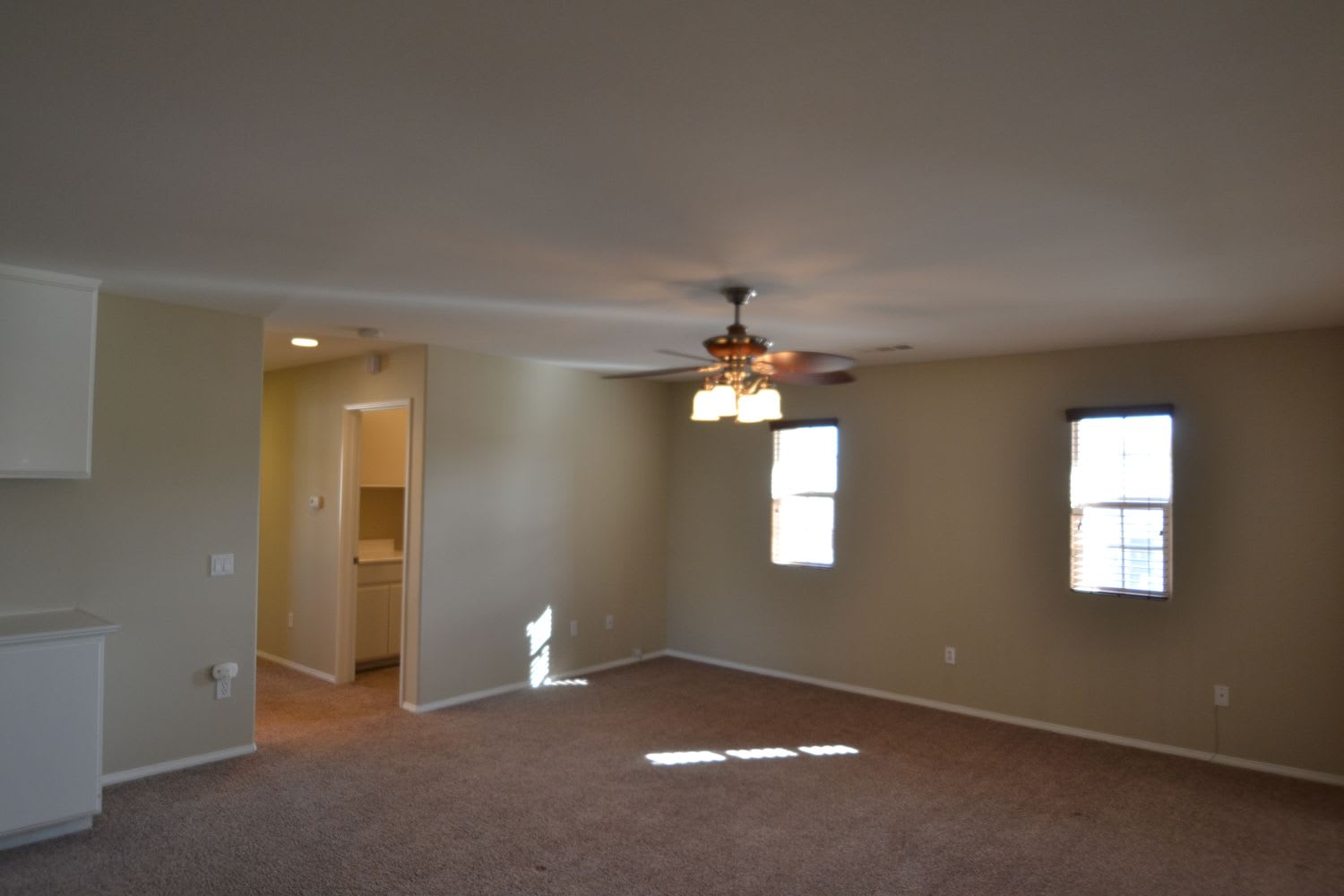 4813 W Avenue J4, Lancaster photo 8