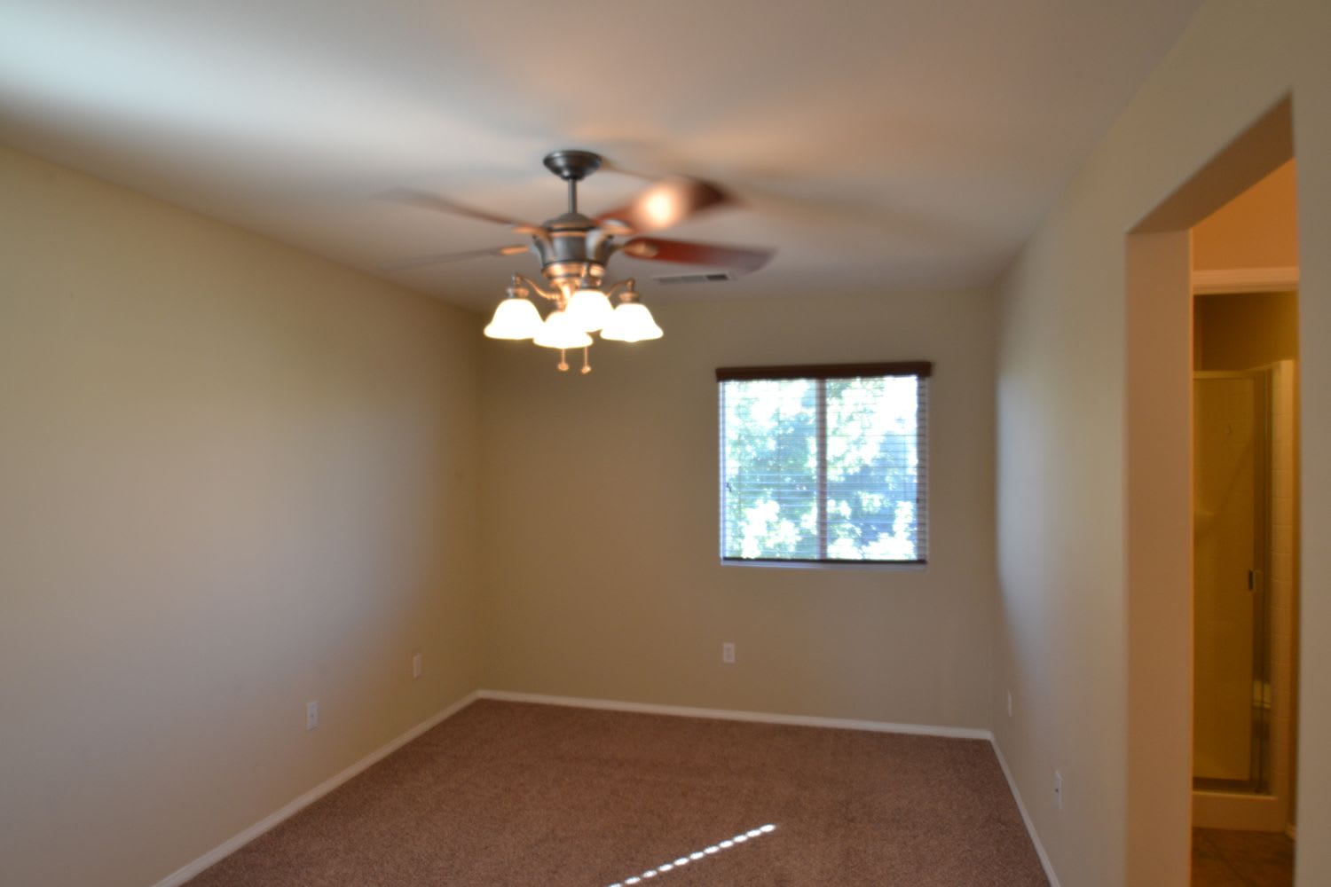 4813 W Avenue J4, Lancaster photo 6