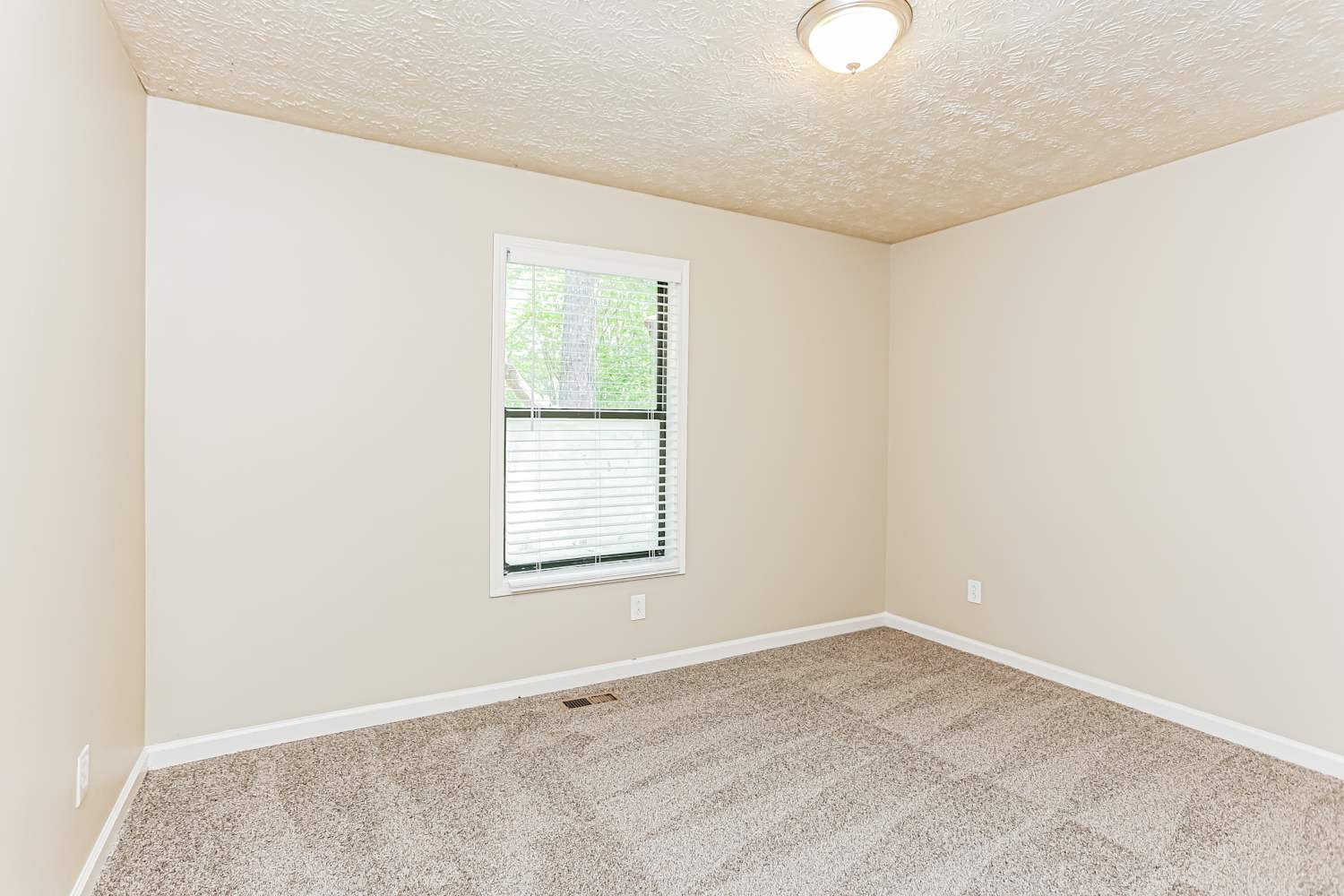 4821 Chapelle Ct, Marietta photo 13