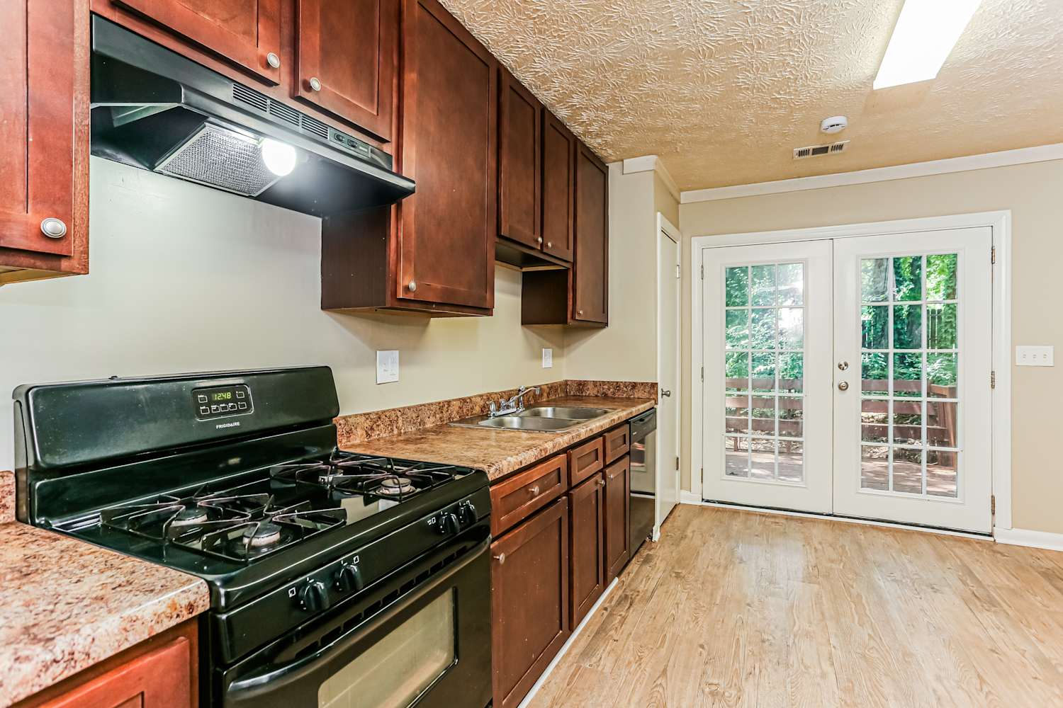 4821 Chapelle Ct, Marietta photo 9