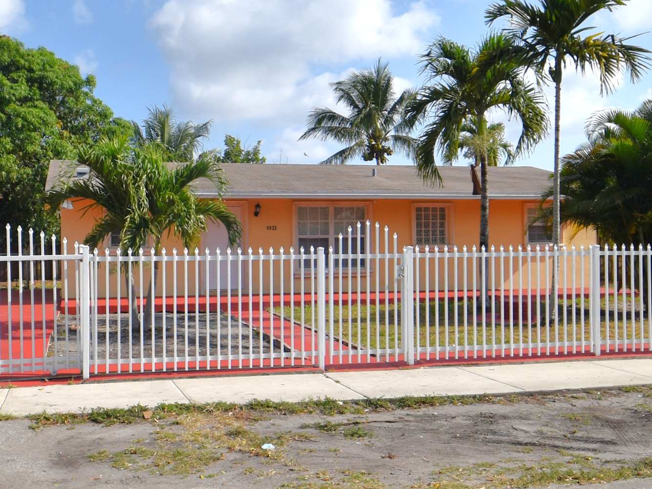4825 NW 189th Ter, Miami Gardens photo 1