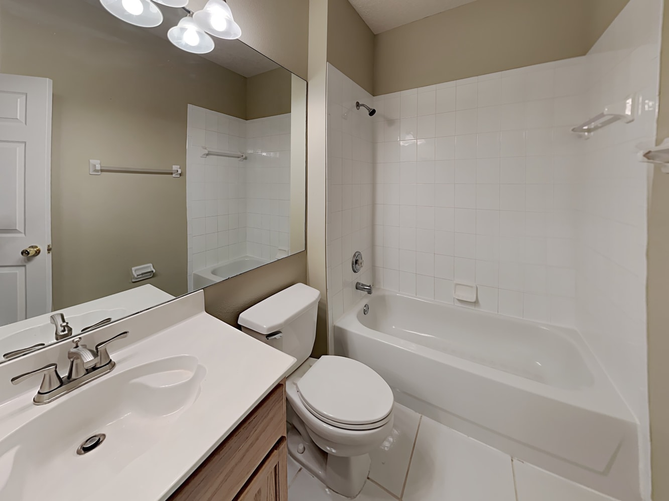 4835 Erin Ln, Melbourne photo 13