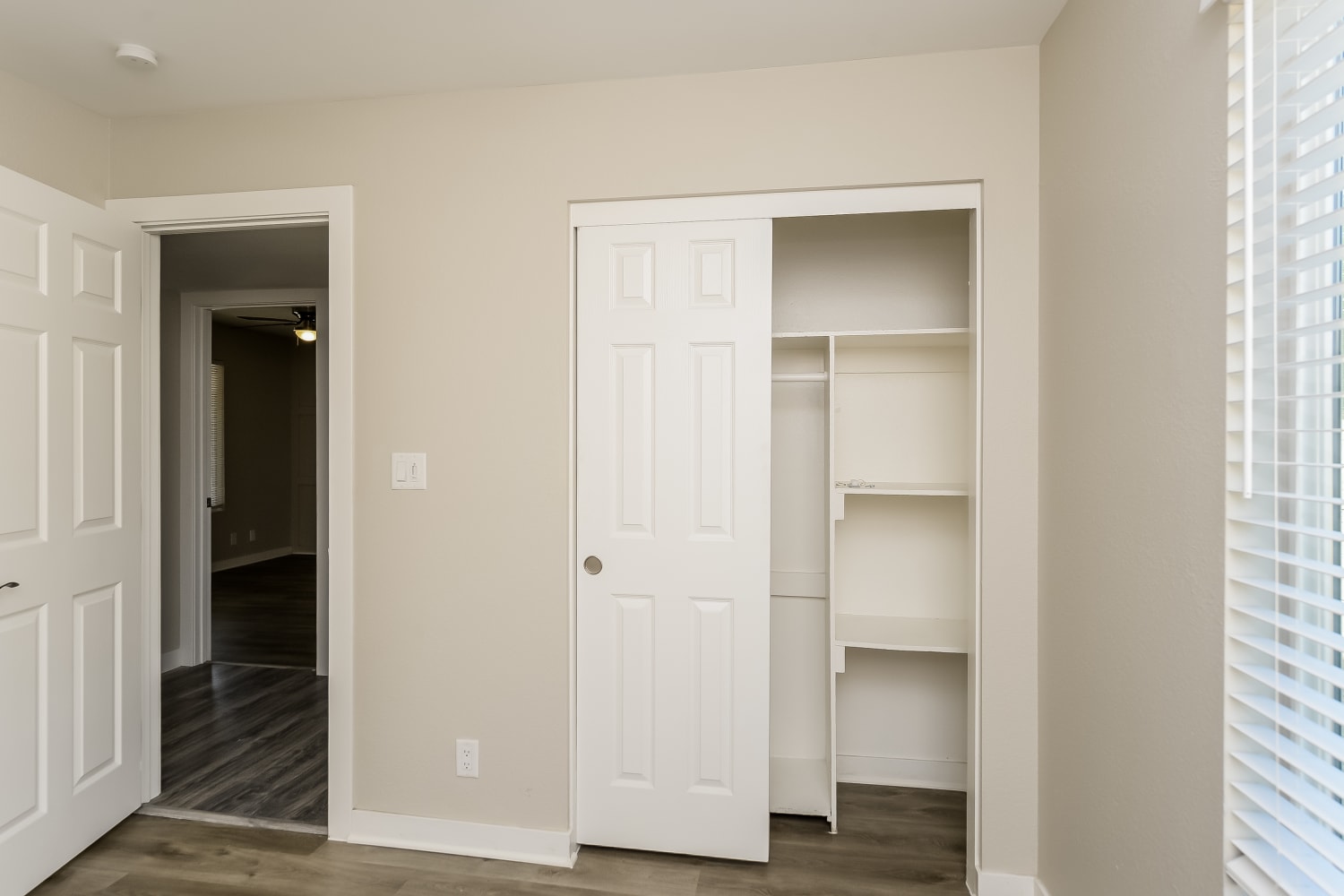 4844 W Townley Avenue, Glendale photo 7