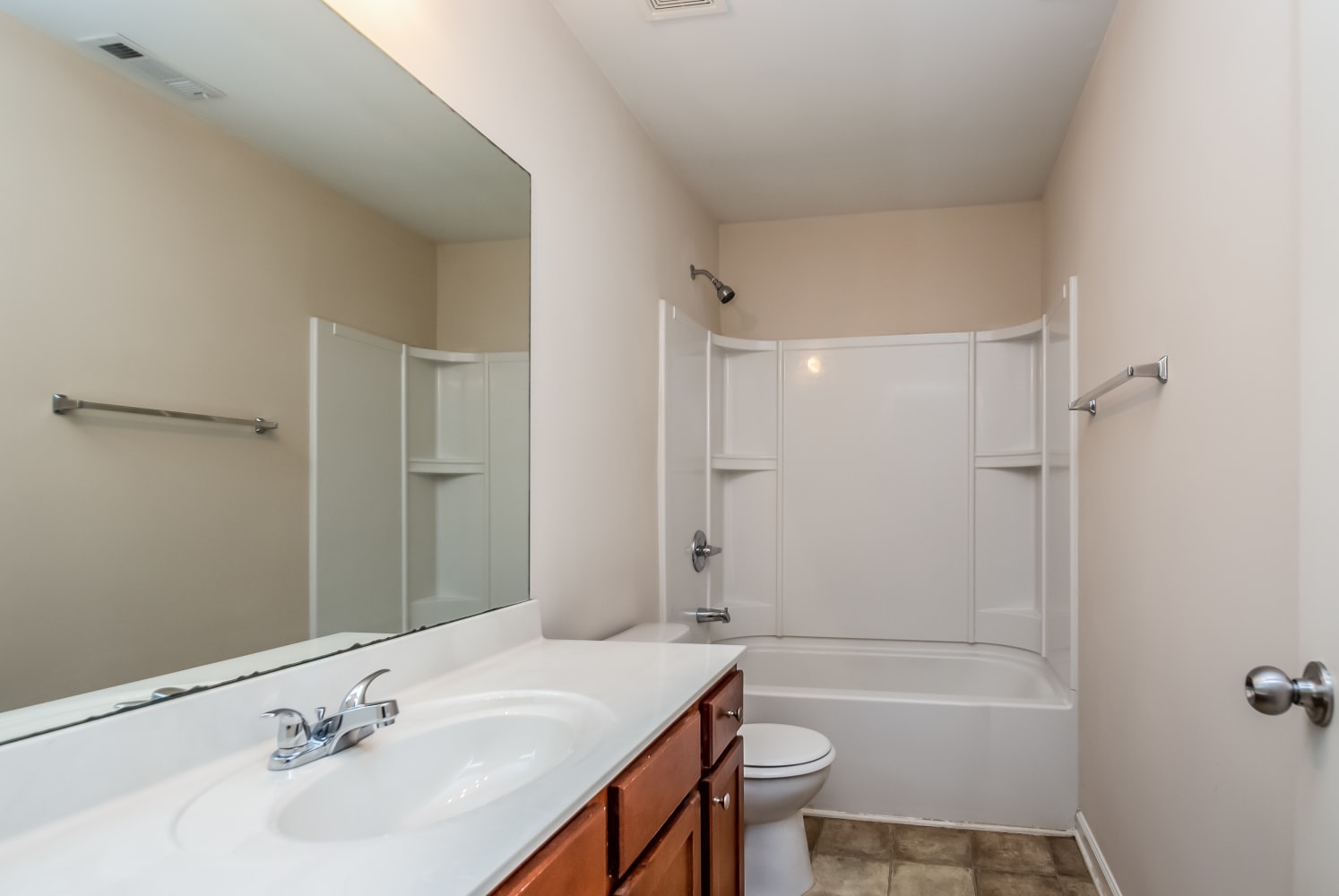 4850 Medlock Trail Ct, Snellville photo 12