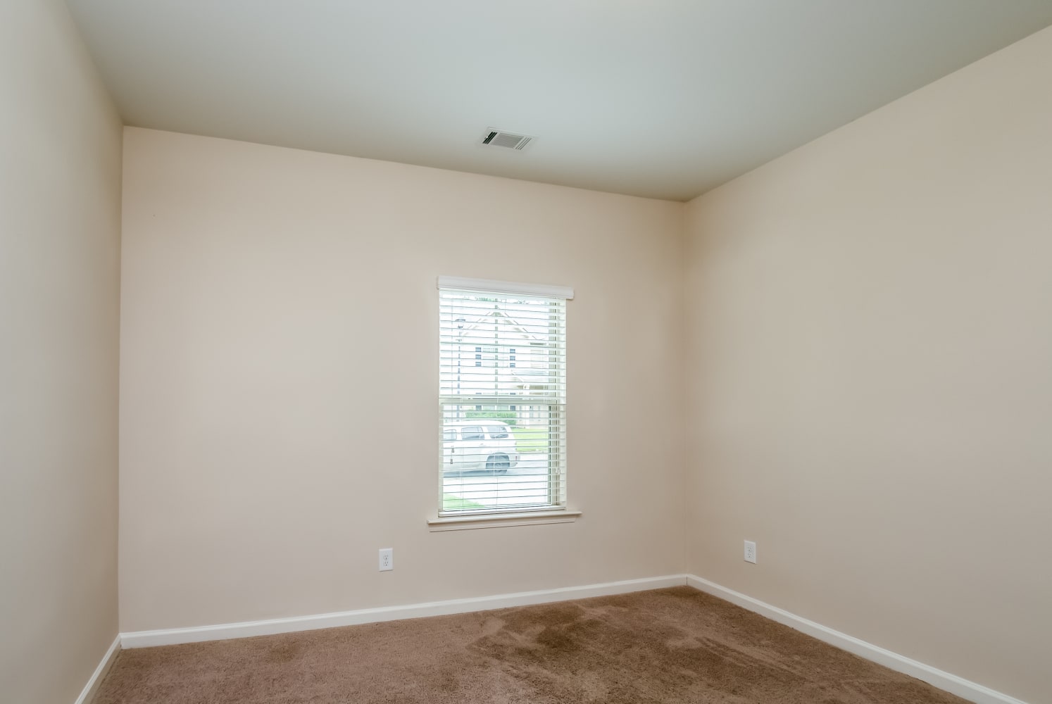4850 Medlock Trail Ct, Snellville photo 11