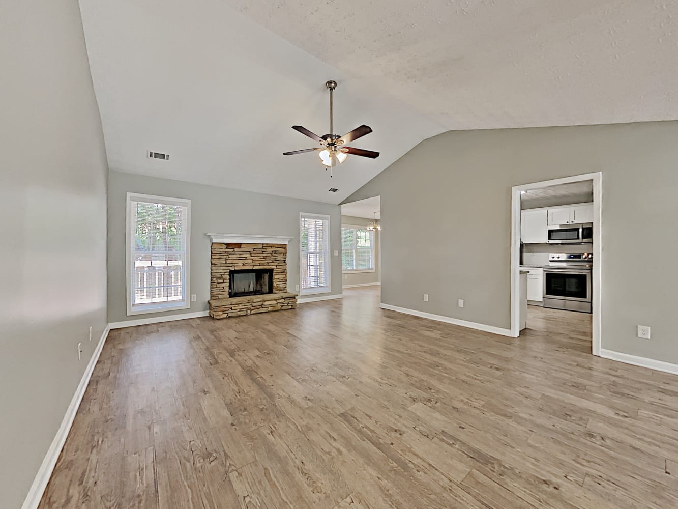 486 Alcovy Park Dr, Lawrenceville photo 8