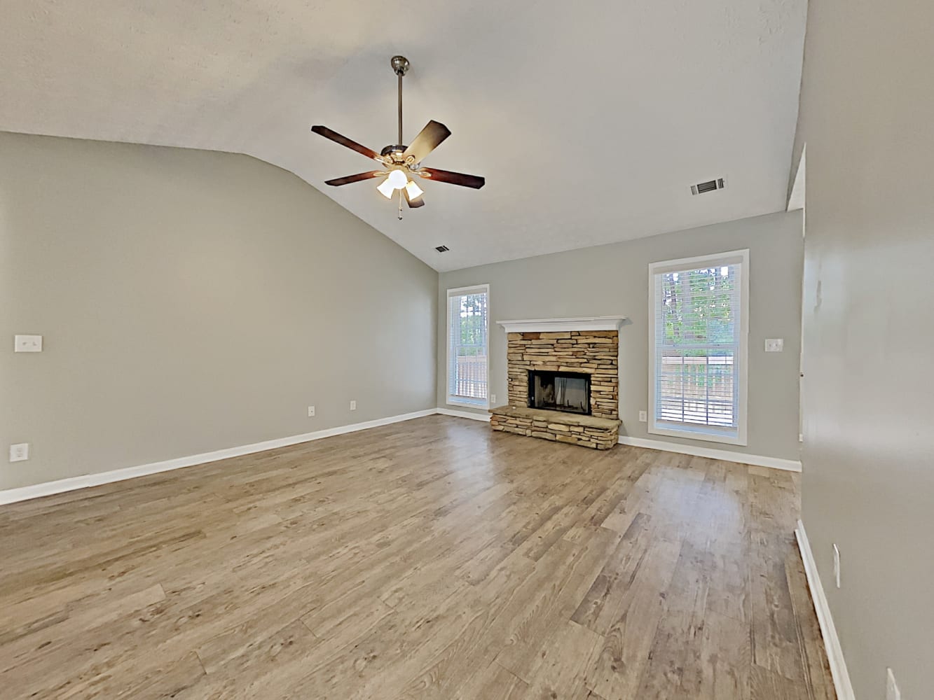 486 Alcovy Park Dr, Lawrenceville photo 7
