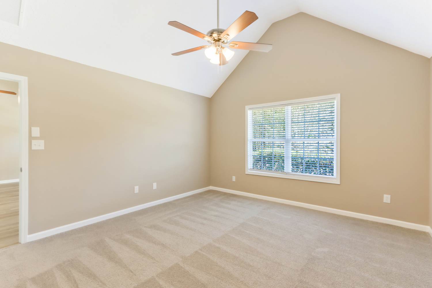 4865 Brookwood Pl, Atlanta photo 13