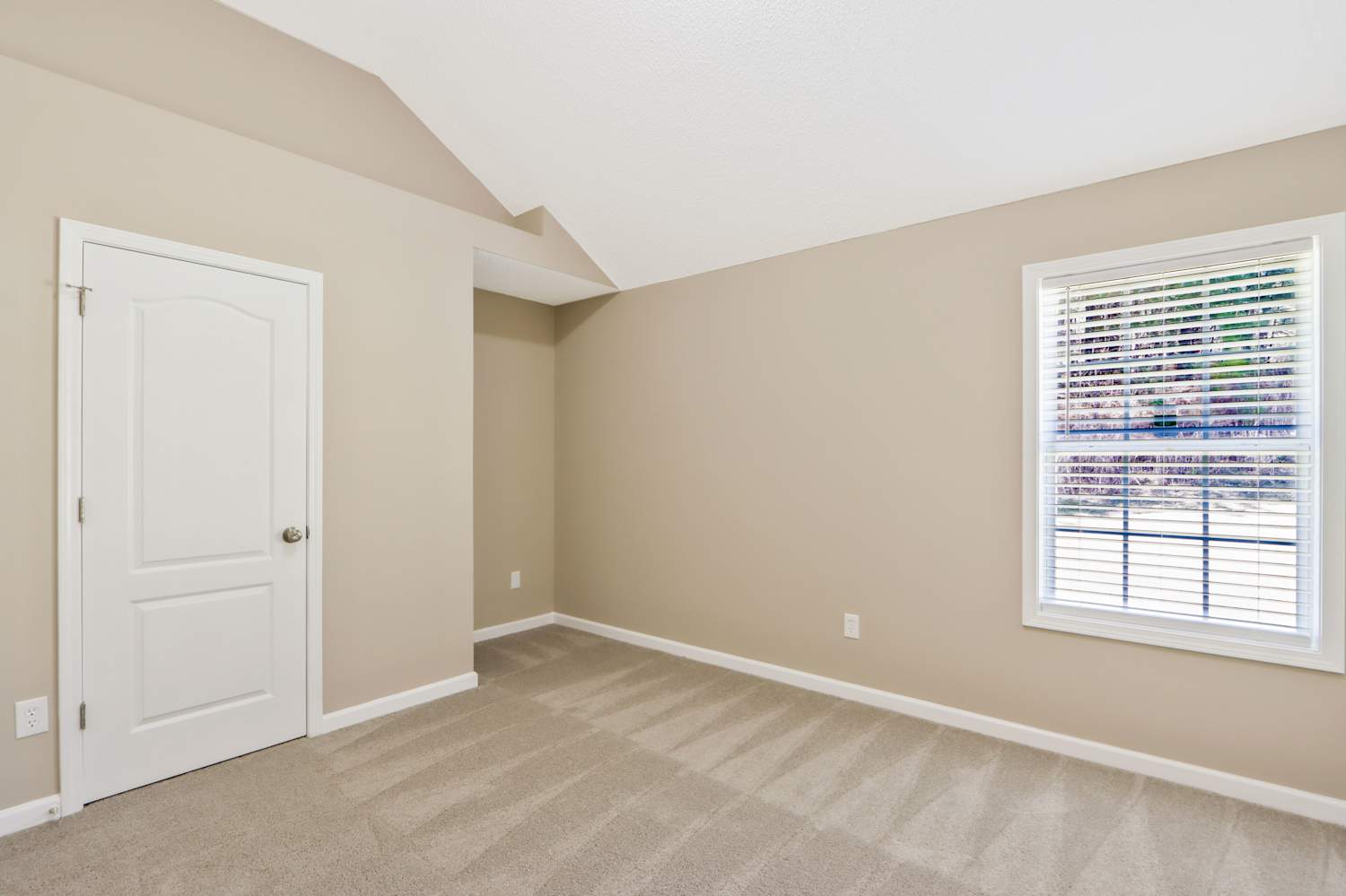 4865 Brookwood Pl, Atlanta photo 14
