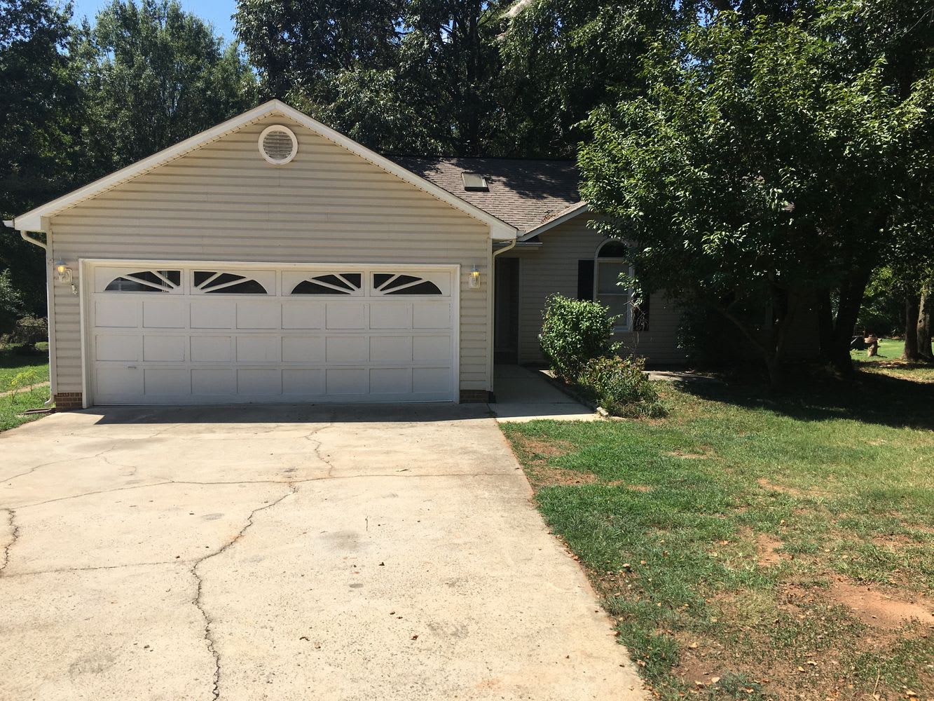 Front of 4869 Slanting Bridge Rd, Sherrills Ford, NC