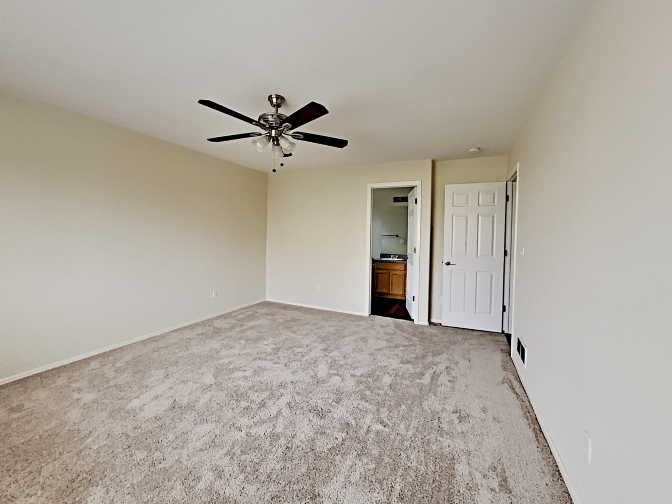 4875 Gami Way, Colorado Springs photo 10