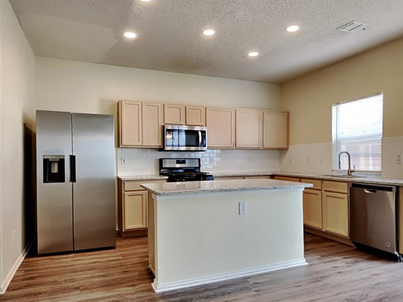 4904 Palm Ridge Dr, Fort Worth photo 8