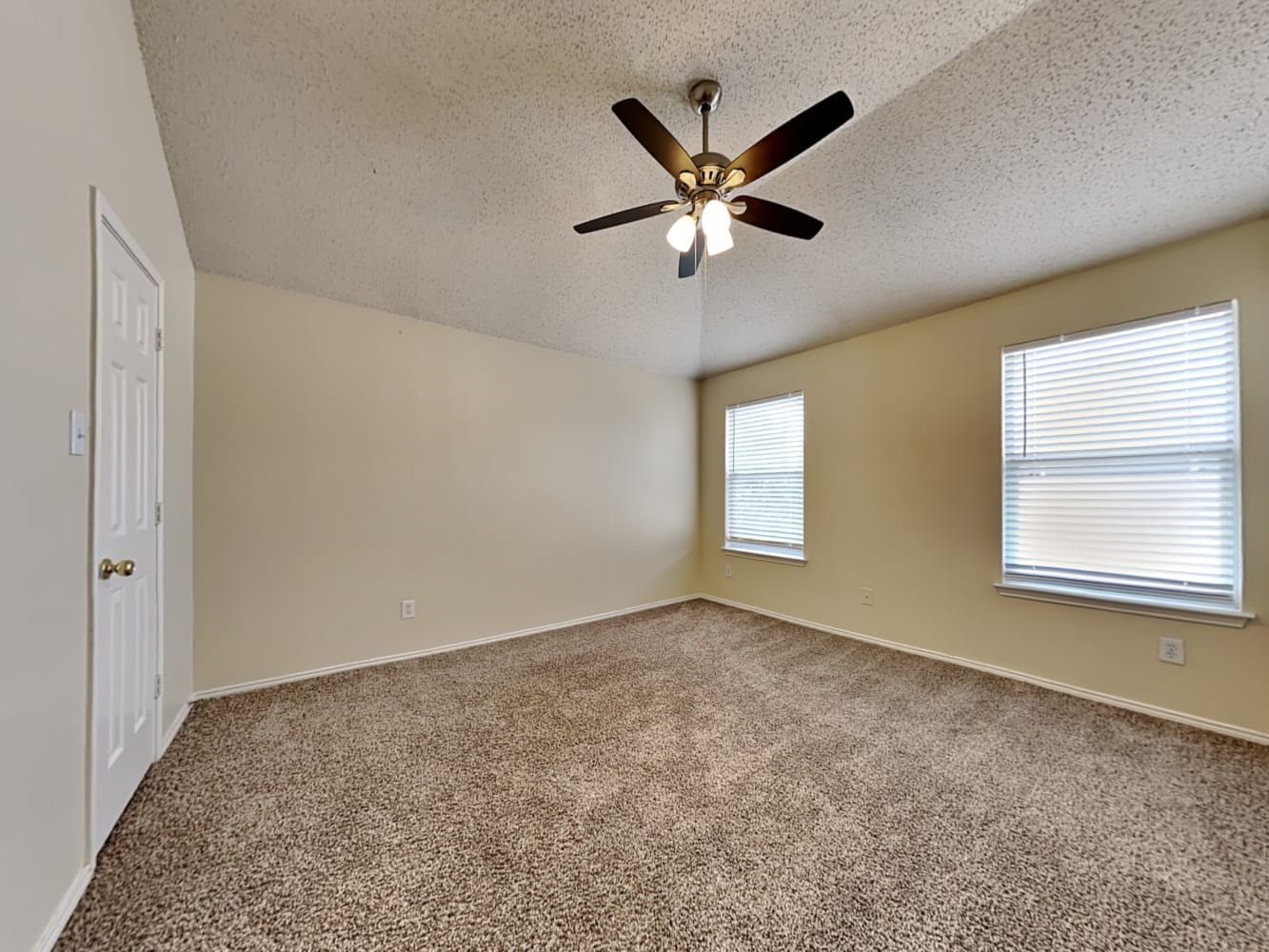 4904 Palm Ridge Dr, Fort Worth photo 14