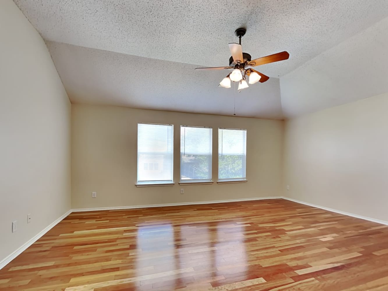 4904 Palm Ridge Dr, Fort Worth photo 10