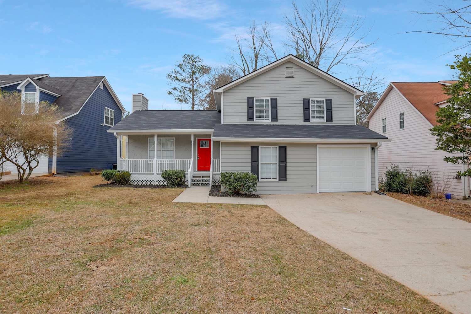 Front of 4912 Fenbrook Dr, Stone Mountain, GA