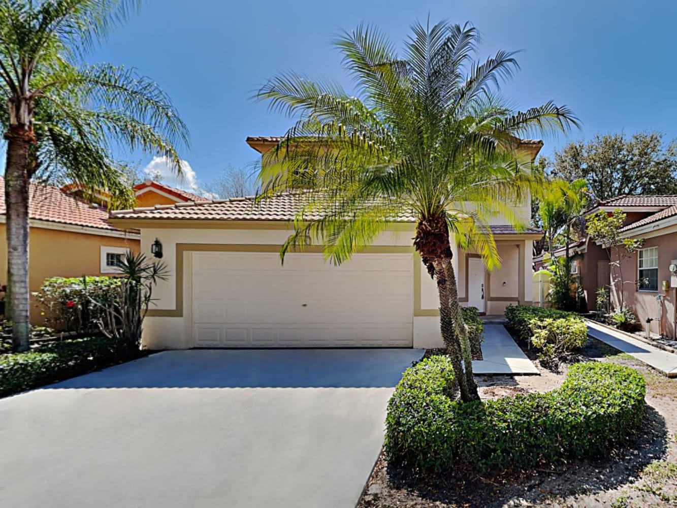 Front of 4916 Pelican St, Coconut Creek, FL