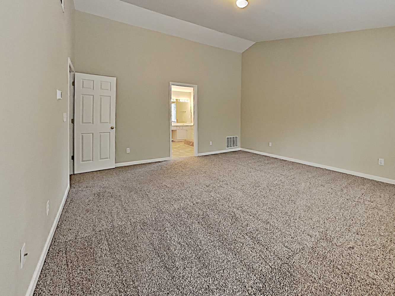 4925 Cinnabar Dr, Alpharetta photo 13