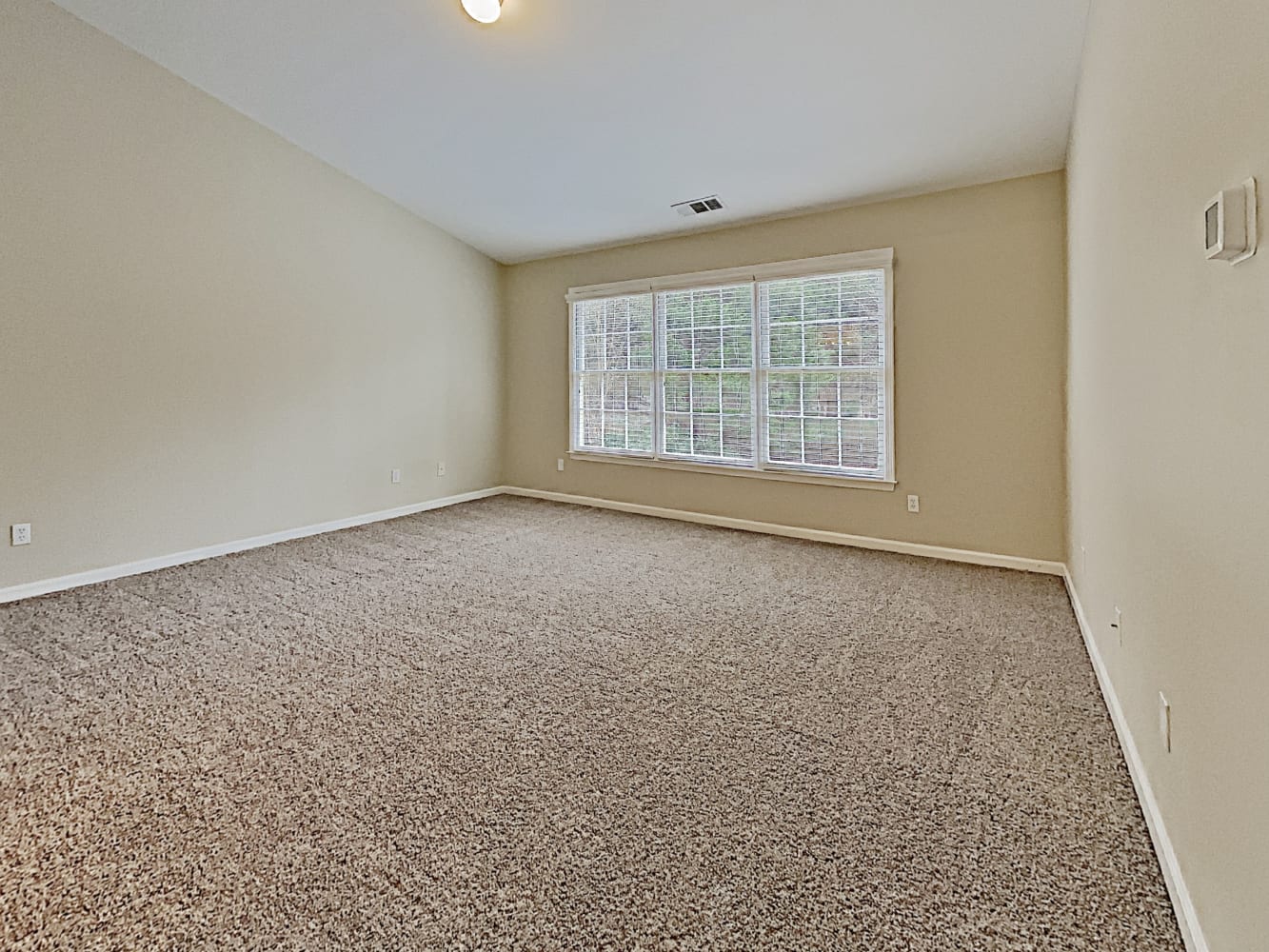 4925 Cinnabar Dr, Alpharetta photo 12