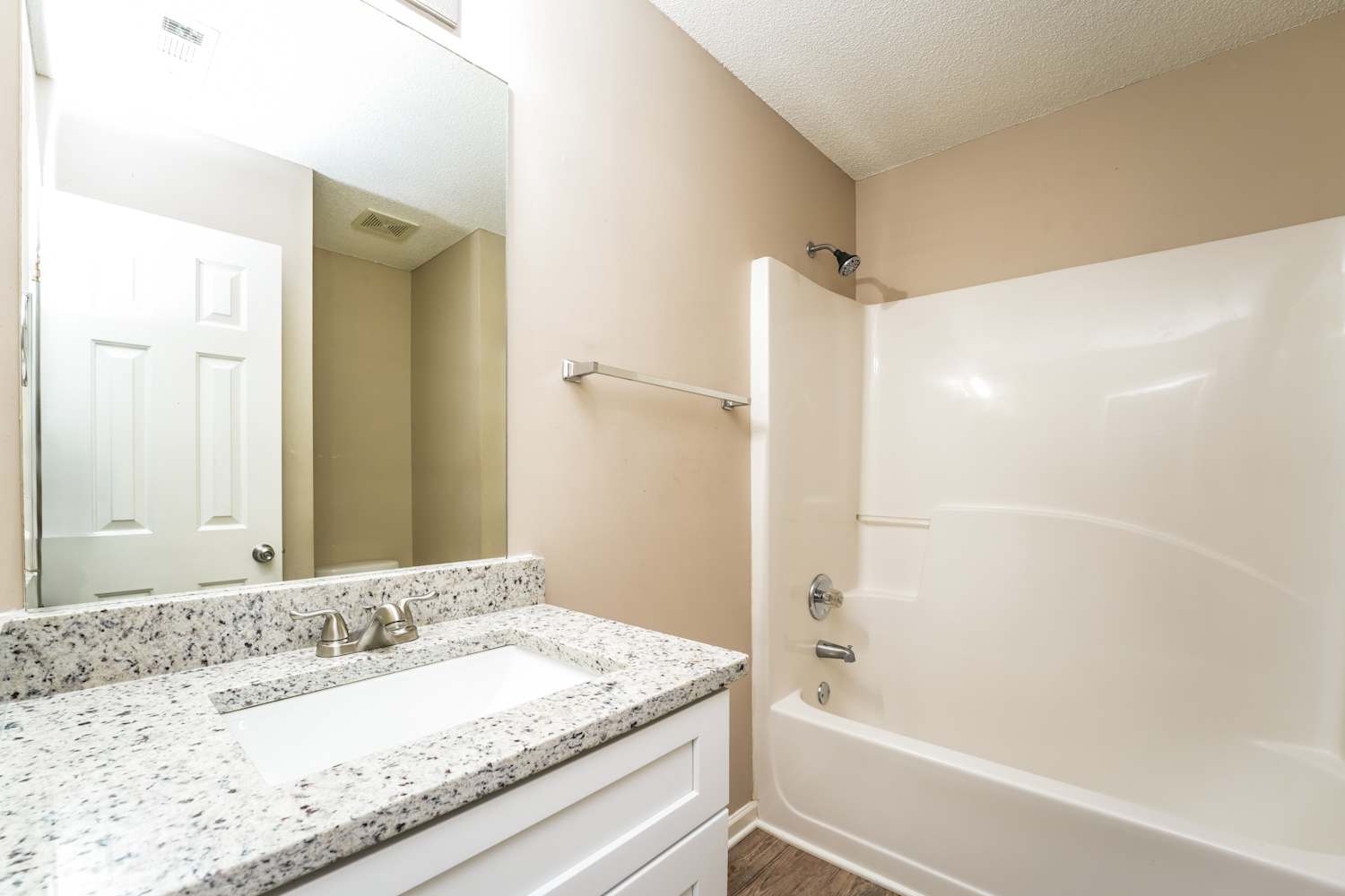 4937 Bryant Dr, Snellville photo 14