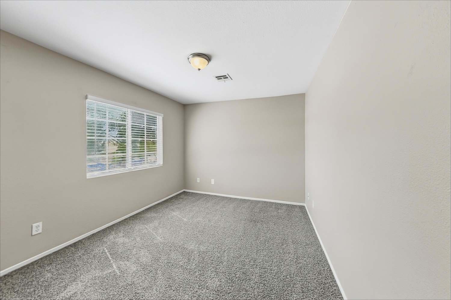 4945 Drifting Pebble St, North Las Vegas photo 14