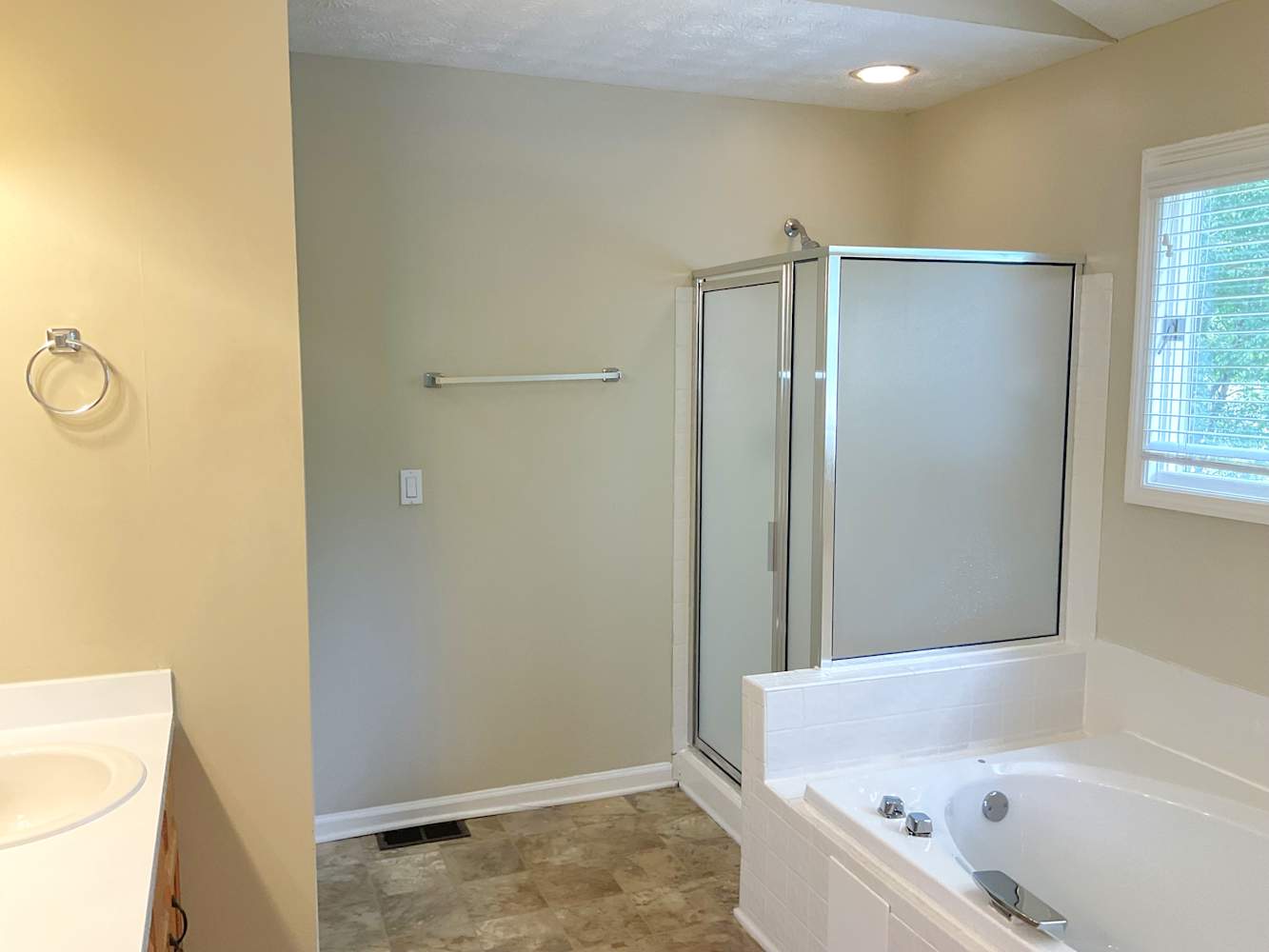 495 Meadowfield Ct, Lawrenceville photo 14