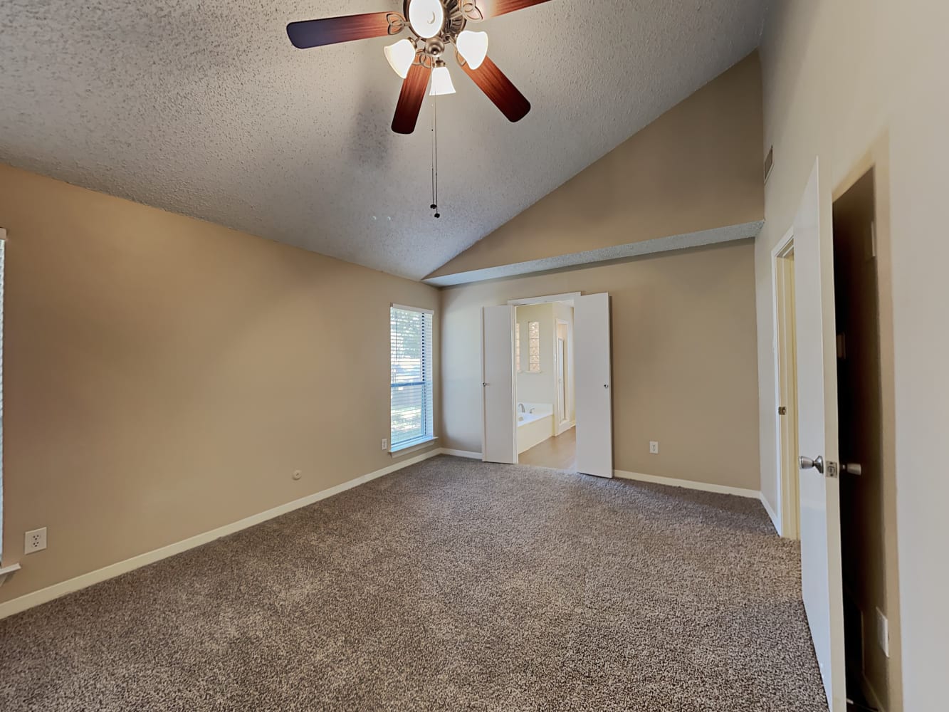 5 Hill Ct, Roanoke photo 7