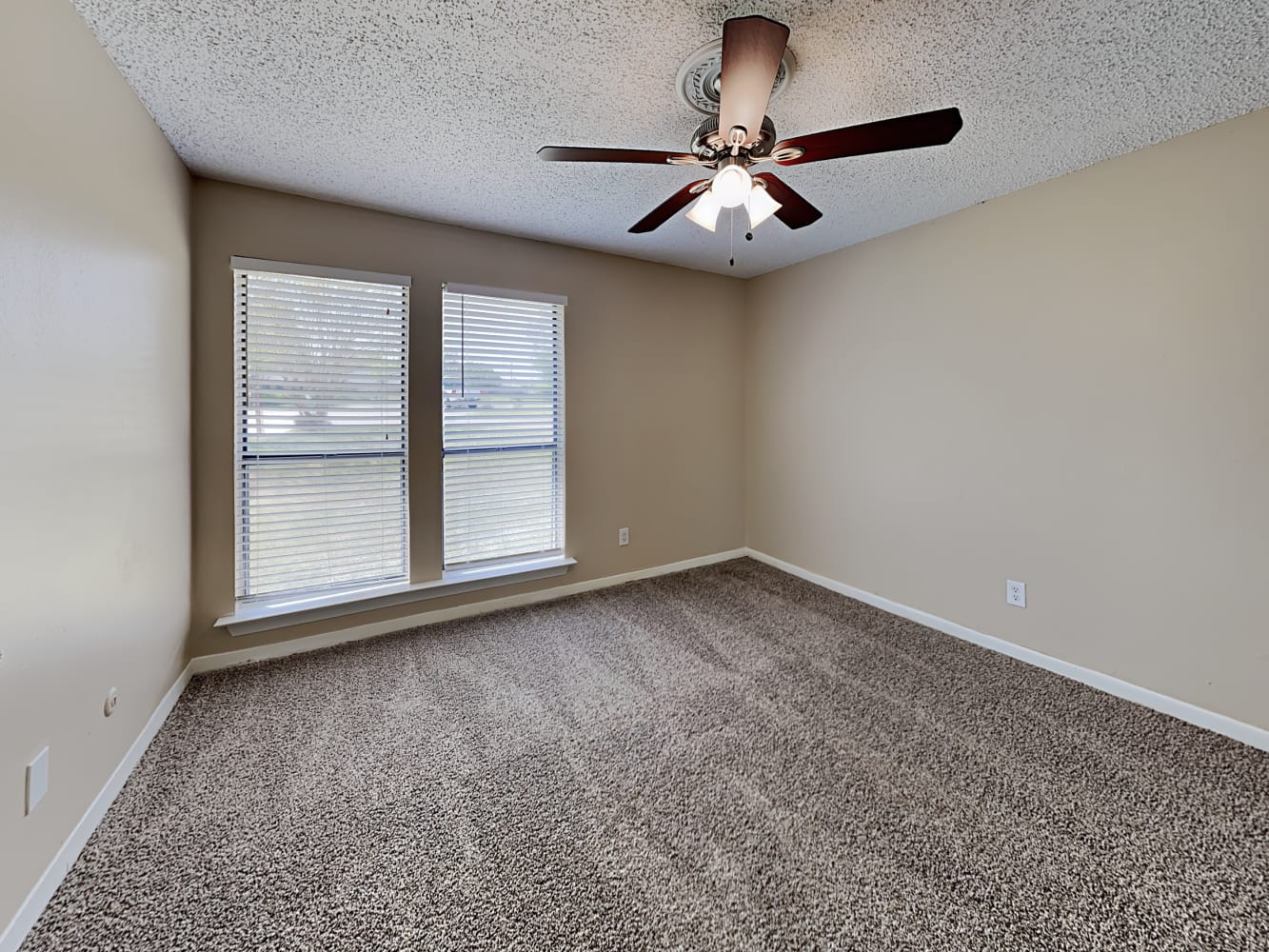 5 Hill Ct, Roanoke photo 11